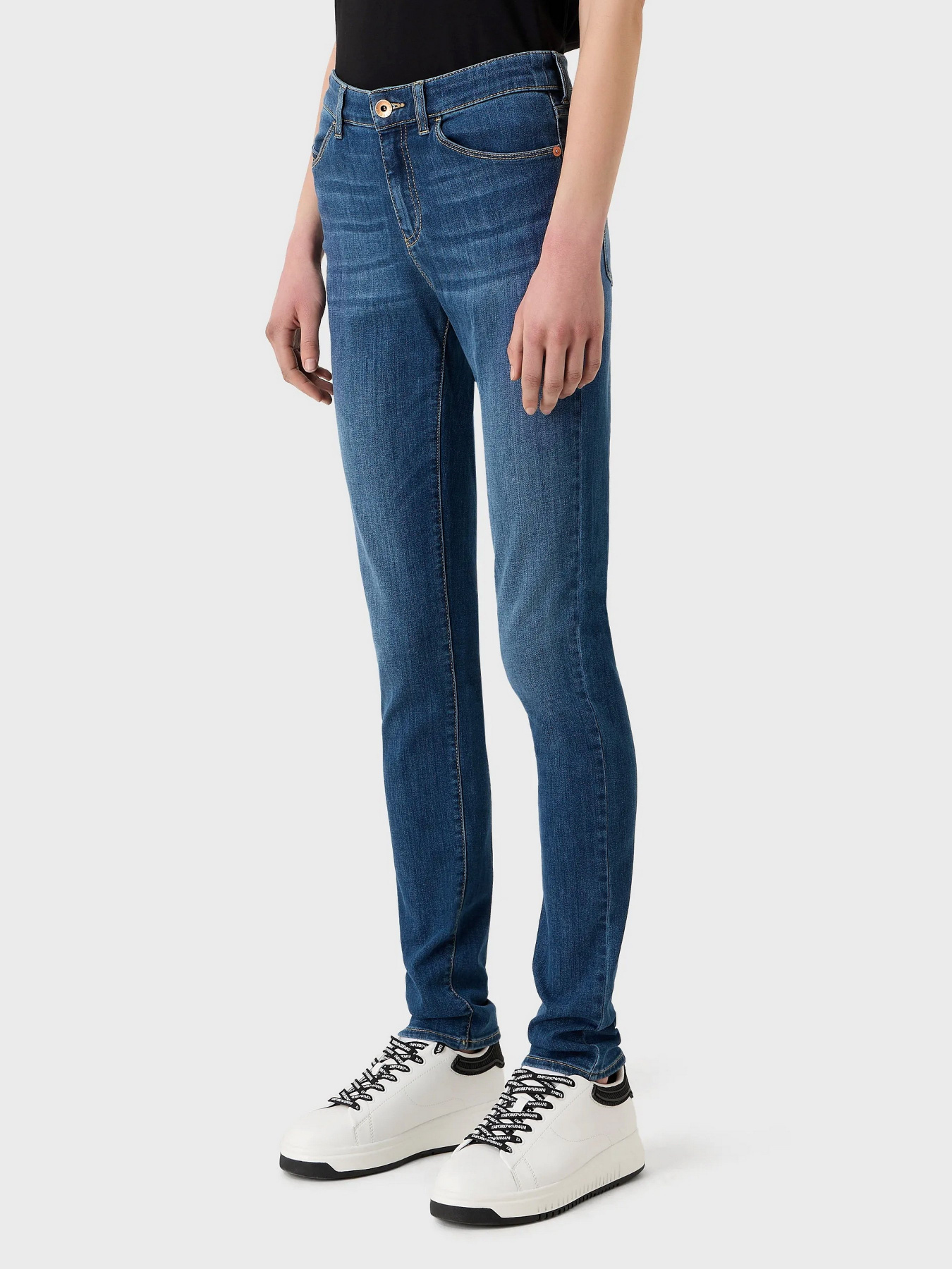 Джинсы Emporio Armani J18 модель 3R2J18-2DY4Z-0941 Фото