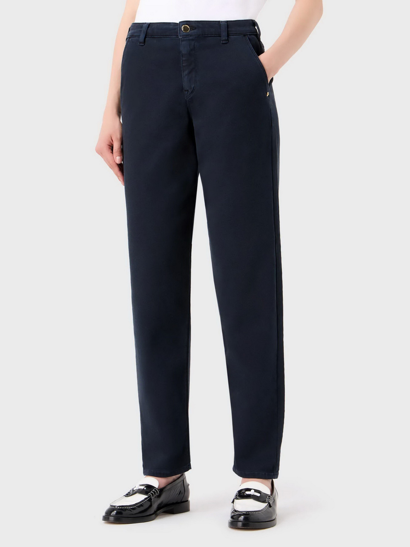Джинсы Emporio Armani J5A модель 6R2J5A-2NU3Z-0926 Джинсы Emporio Armani J5A модель 6R2J5A-2NU3Z-0926 Фото
