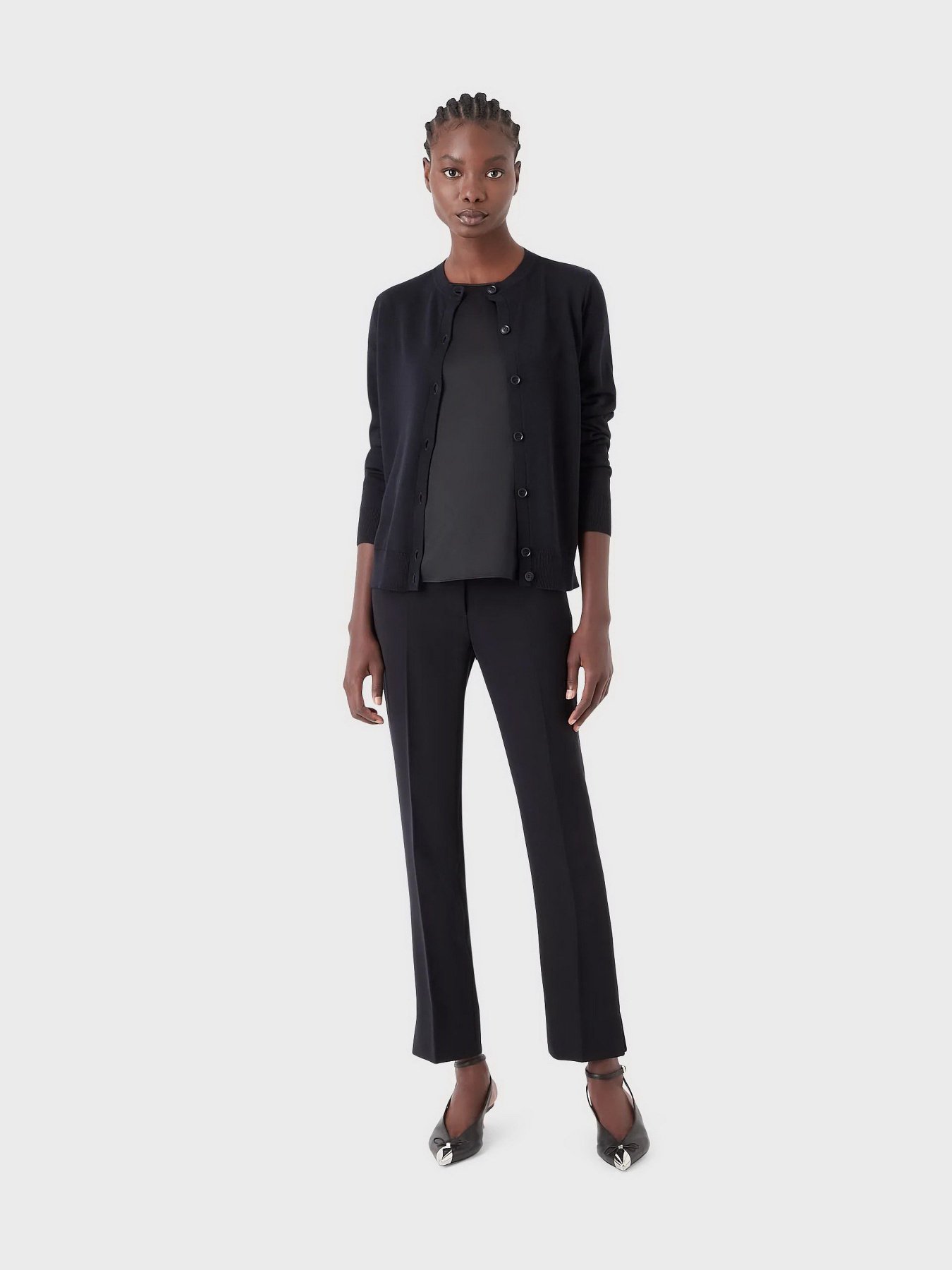 Рубашки Emporio Armani модель 8N2K15-2NXXZ-0999 Рубашки Emporio Armani модель 8N2K15-2NXXZ-0999 Фото