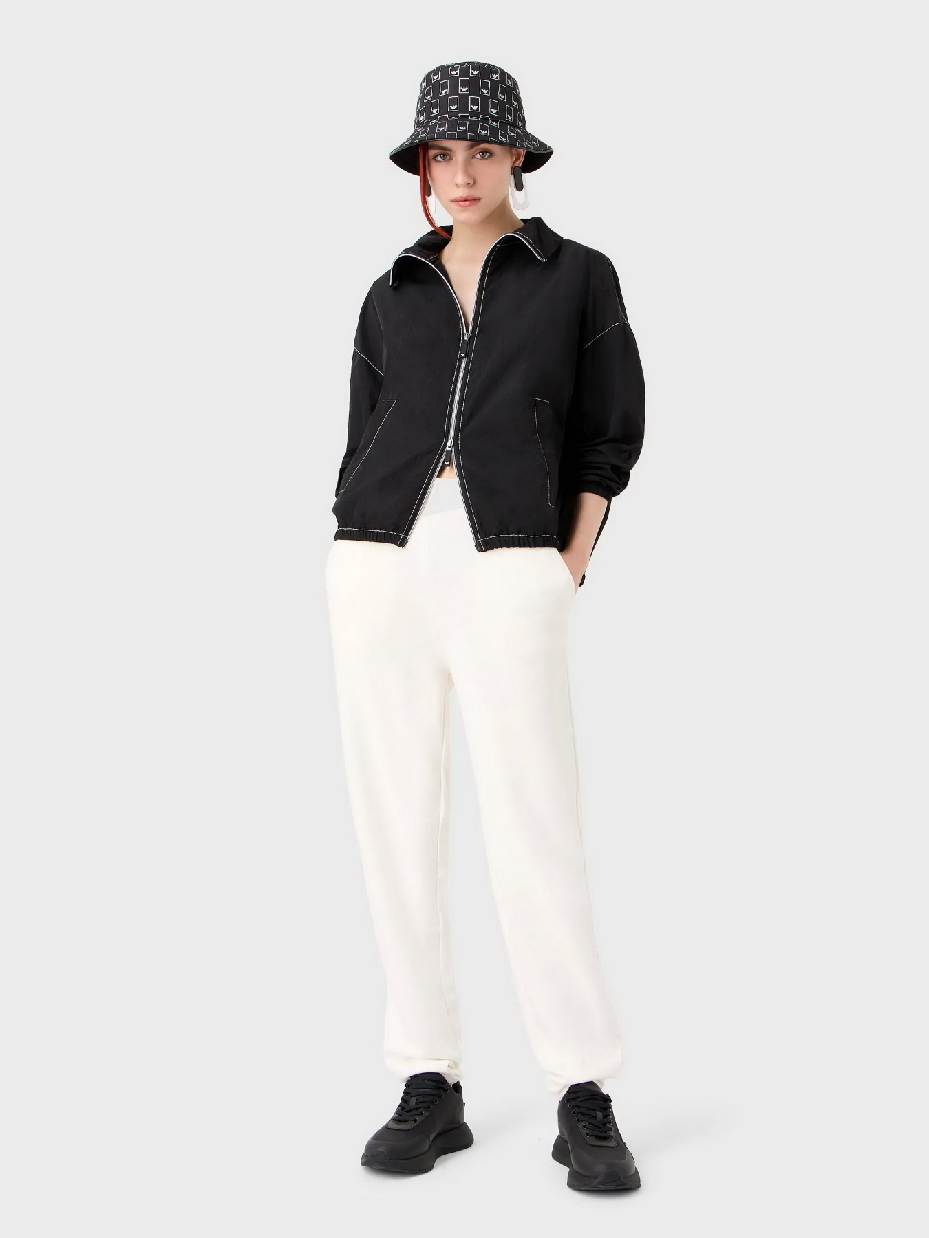 Куртки и дубленки Emporio Armani модель 6R2B72-2NS4Z-0999 Фото