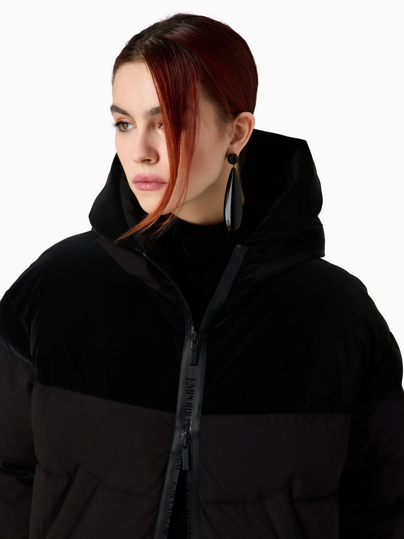 Куртки та дублянки Emporio Armani модель 6R2B77-2NFFZ-0999 Куртки та дублянки Emporio Armani модель 6R2B77-2NFFZ-0999 Фото