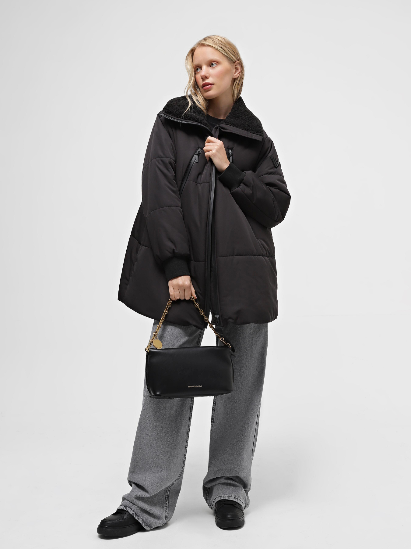 Куртки та дублянки Emporio Armani модель 6R2B85-2NNIZ-0999 Куртки та дублянки Emporio Armani модель 6R2B85-2NNIZ-0999 Фото