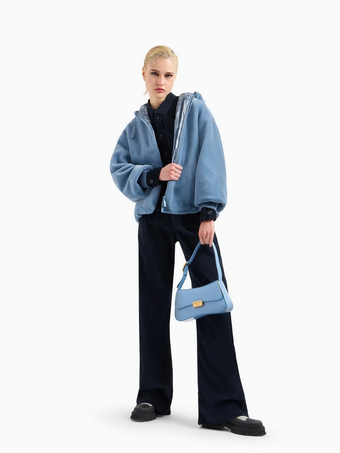 Куртки и дубленки Emporio Armani модель H4NB1D-E9917-017 Куртки и дубленки Emporio Armani модель H4NB1D-E9917-017 Фото