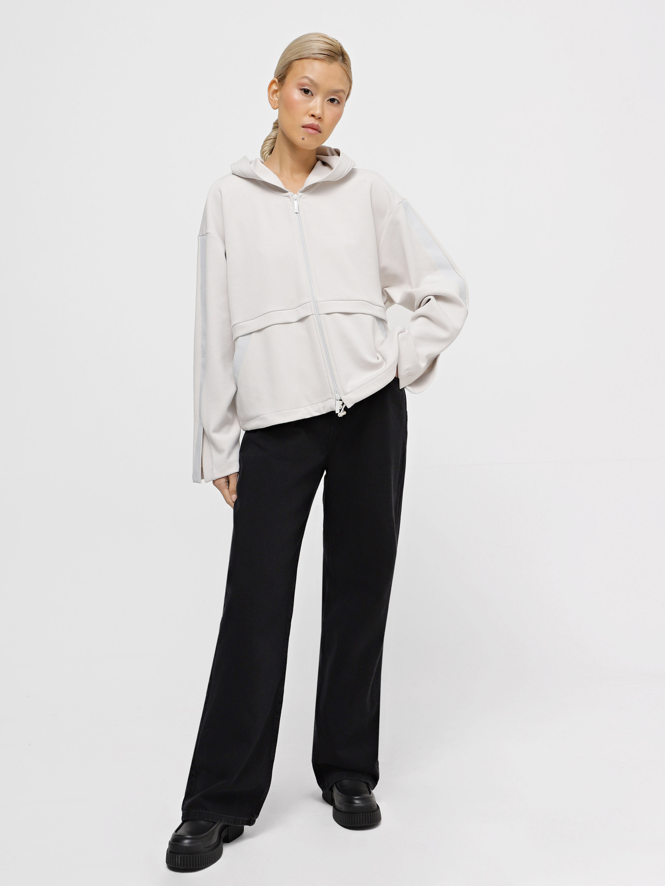 Куртки и дубленки Emporio Armani модель 6R2B7C-2JRKZ-0103 Фото