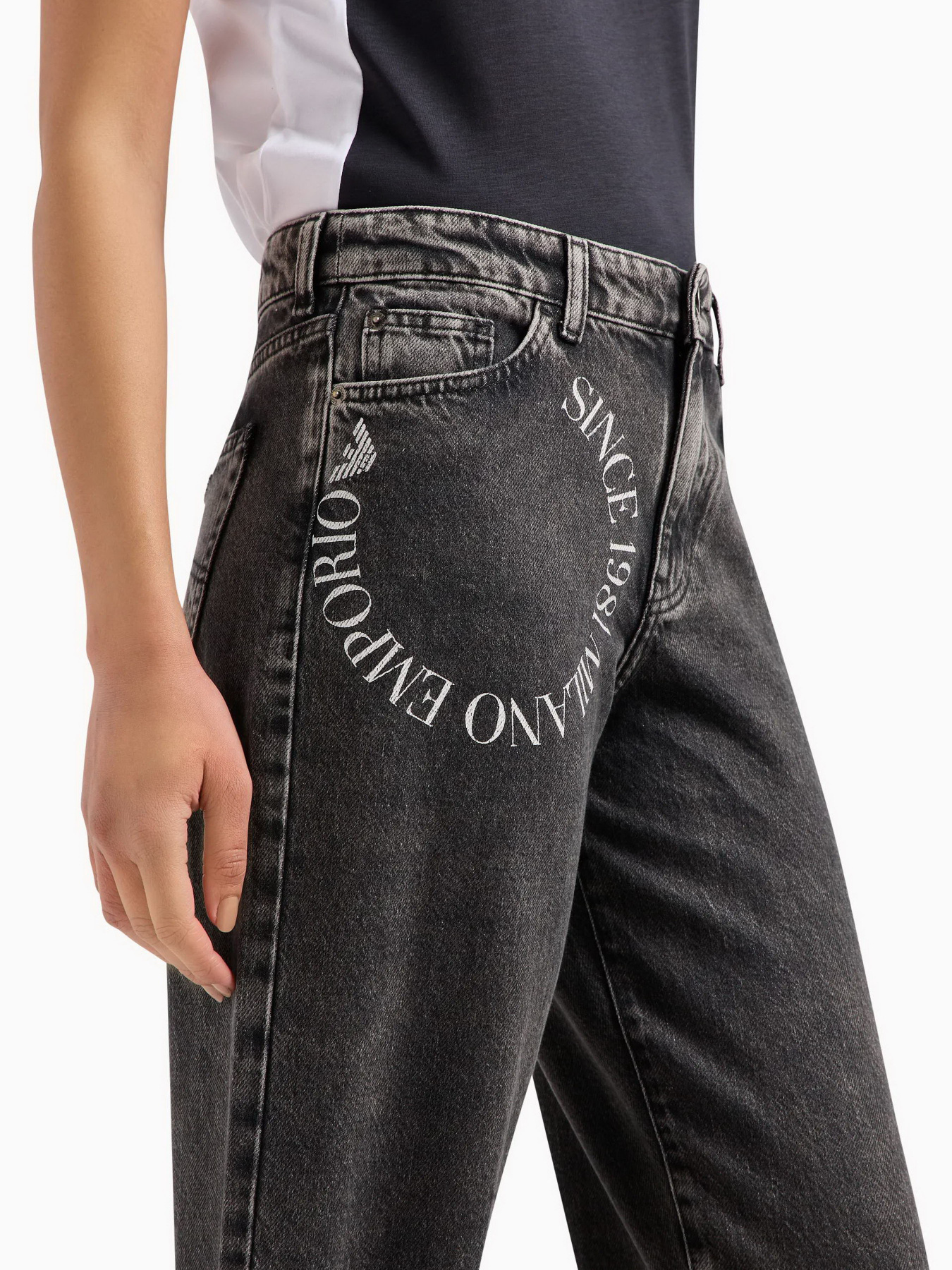 Джинсы Emporio Armani модель 3D2J90-2DV5Z-0005 Фото