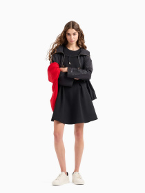 Куртки та дублянки Emporio Armani Chinese New Year модель EW000002-AF10005-UC001 Фото