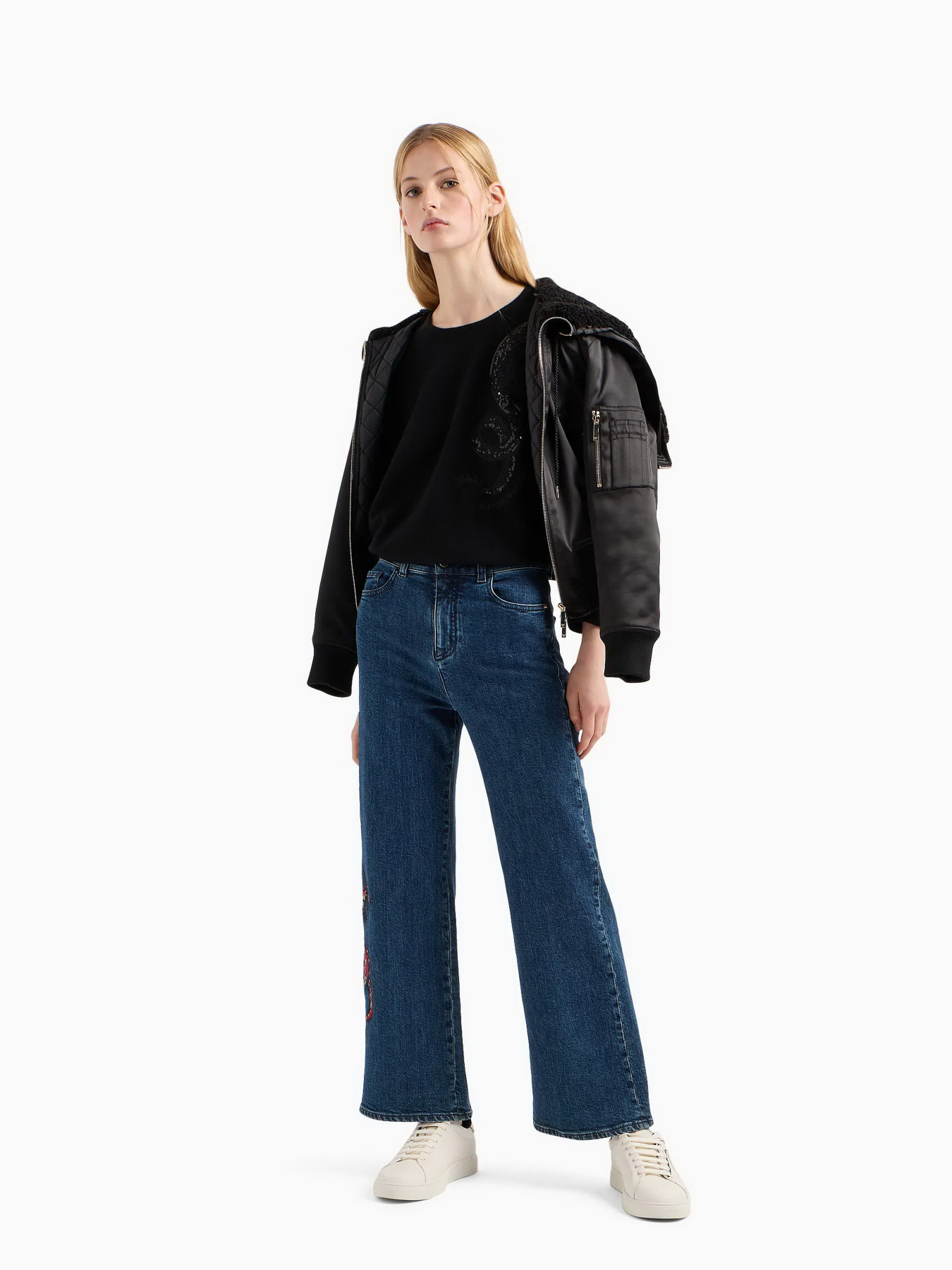 Куртки и дубленки Emporio Armani Chinese New Year модель EW000003-AF10004-UC001 Фото