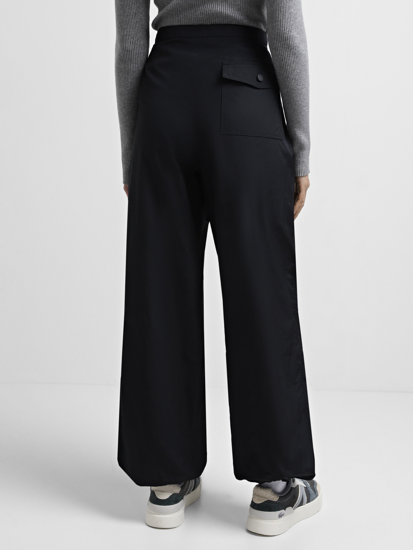 Штани Emporio Armani модель EW000254-TE10929-UC001 Штани Emporio Armani модель EW000254-TE10929-UC001 Фото