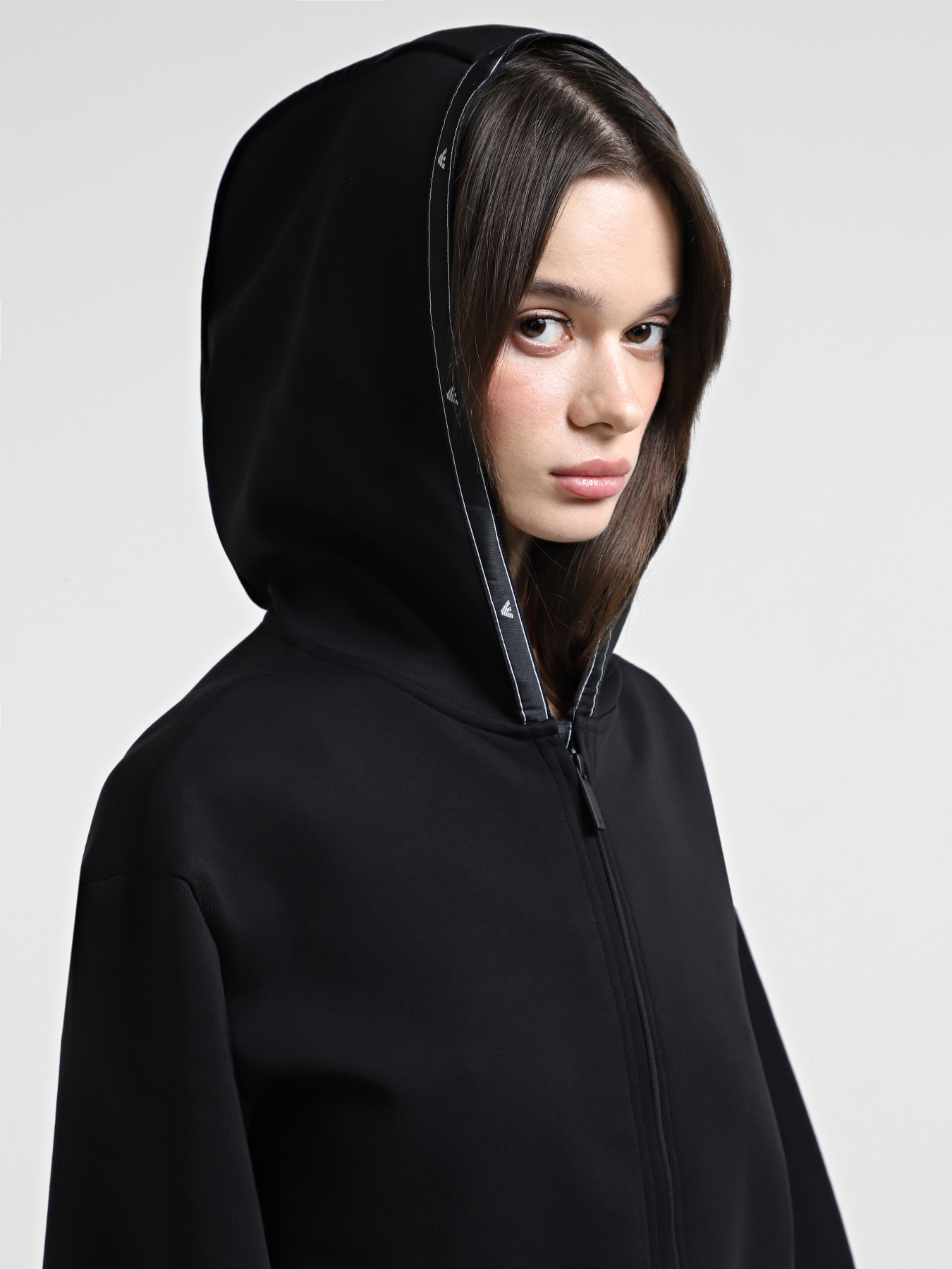 Худи и свитшоты Emporio Armani модель 6D2M6D-1JHSZ-0999 Худи и свитшоты Emporio Armani модель 6D2M6D-1JHSZ-0999 Фото