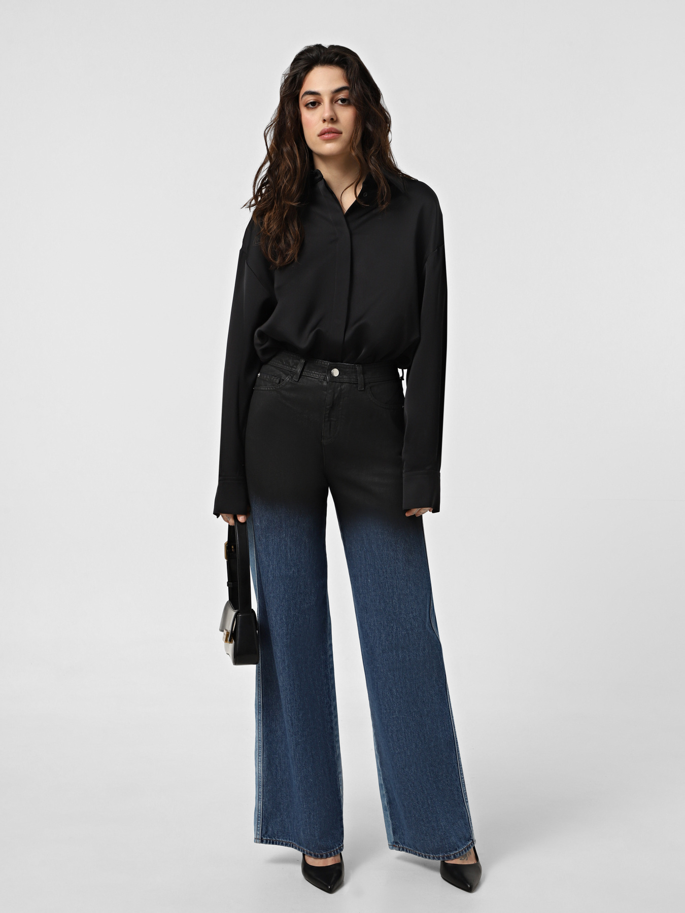 Боди и корсеты Emporio Armani Sustainable модель 6D2CA1-2NB6Z-0999 Боди и корсеты Emporio Armani Sustainable модель 6D2CA1-2NB6Z-0999 Фото