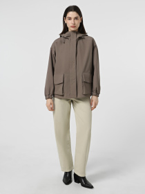 Куртки и дубленки Emporio Armani модель EW002086-AF14358-U6125 Фото