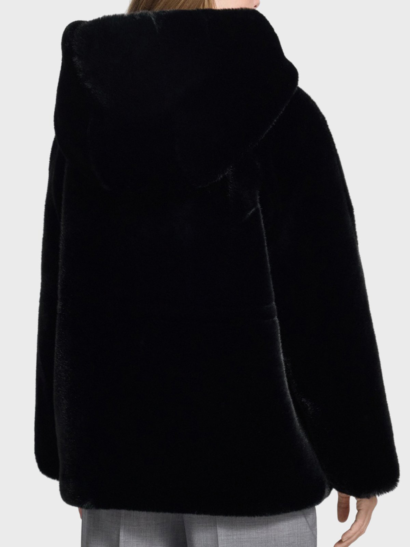 Куртки та дублянки Emporio Armani модель EW001467-AF14618-UC001 Куртки та дублянки Emporio Armani модель EW001467-AF14618-UC001 Фото