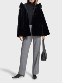 Куртки та дублянки Emporio Armani модель EW001467-AF14618-UC001 Фото