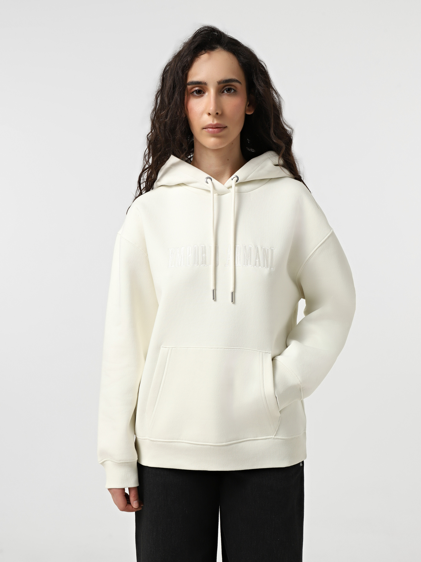 Худи и свитшоты Emporio Armani модель EW002123-AF13996-U1144 Худи и свитшоты Emporio Armani модель EW002123-AF13996-U1144 Фото