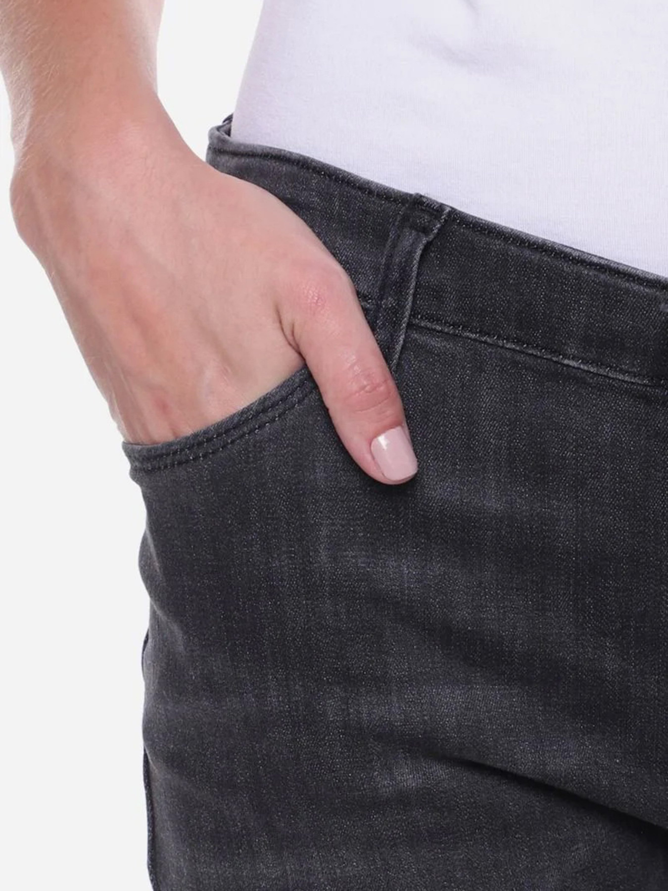 Джинси Emporio Armani Slim модель 3K2J06-2DE9Z-0668 Джинси Emporio Armani Slim модель 3K2J06-2DE9Z-0668 Фото
