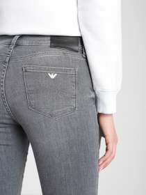 Джинси Emporio Armani Super Skinny модель 3K2J20-2DE9Z-0662 Фото