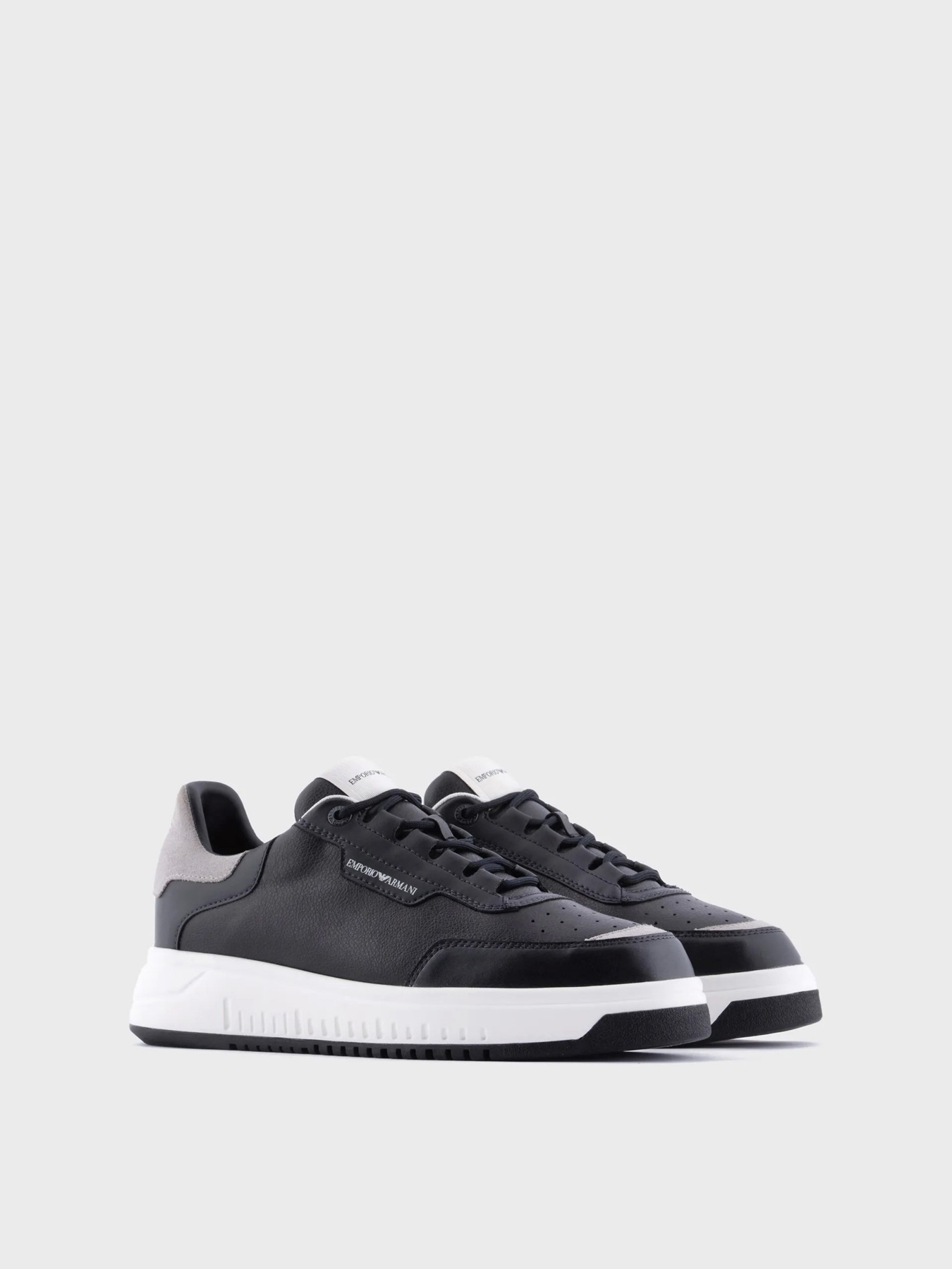 Кроссовки Emporio Armani модель X4X589-XN321-S139 Фото
