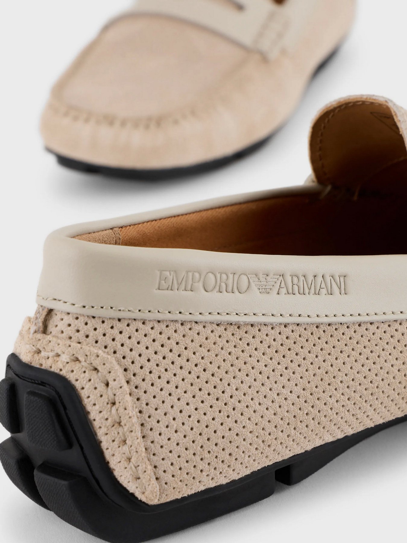 Слипоны и мокасины Emporio Armani модель X4B146-XN784-S747 Слипоны и мокасины Emporio Armani модель X4B146-XN784-S747 Фото