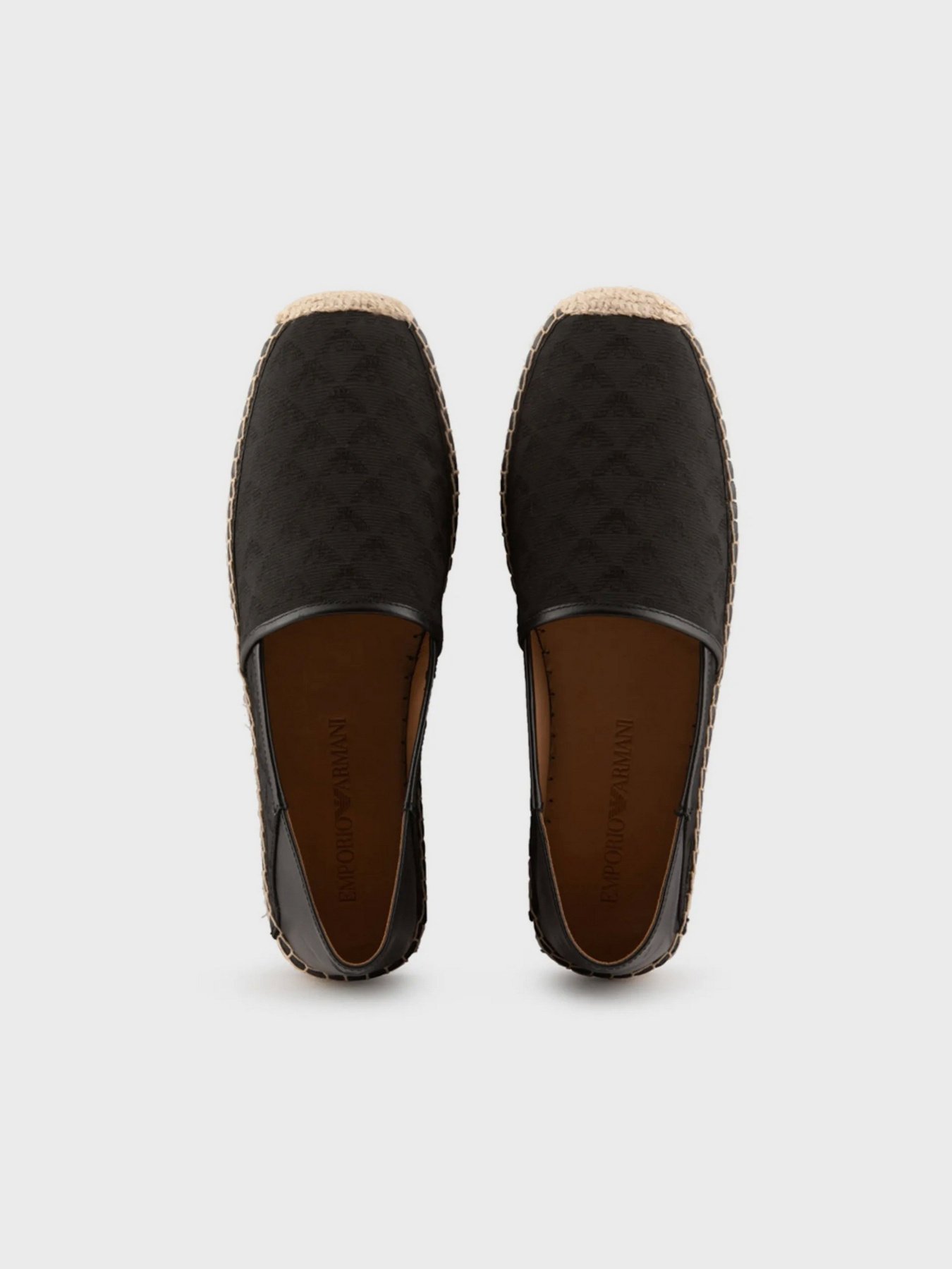 Сліпони та мокасини Emporio Armani модель X4S028-XN775-K001 Сліпони та мокасини Emporio Armani модель X4S028-XN775-K001 Фото