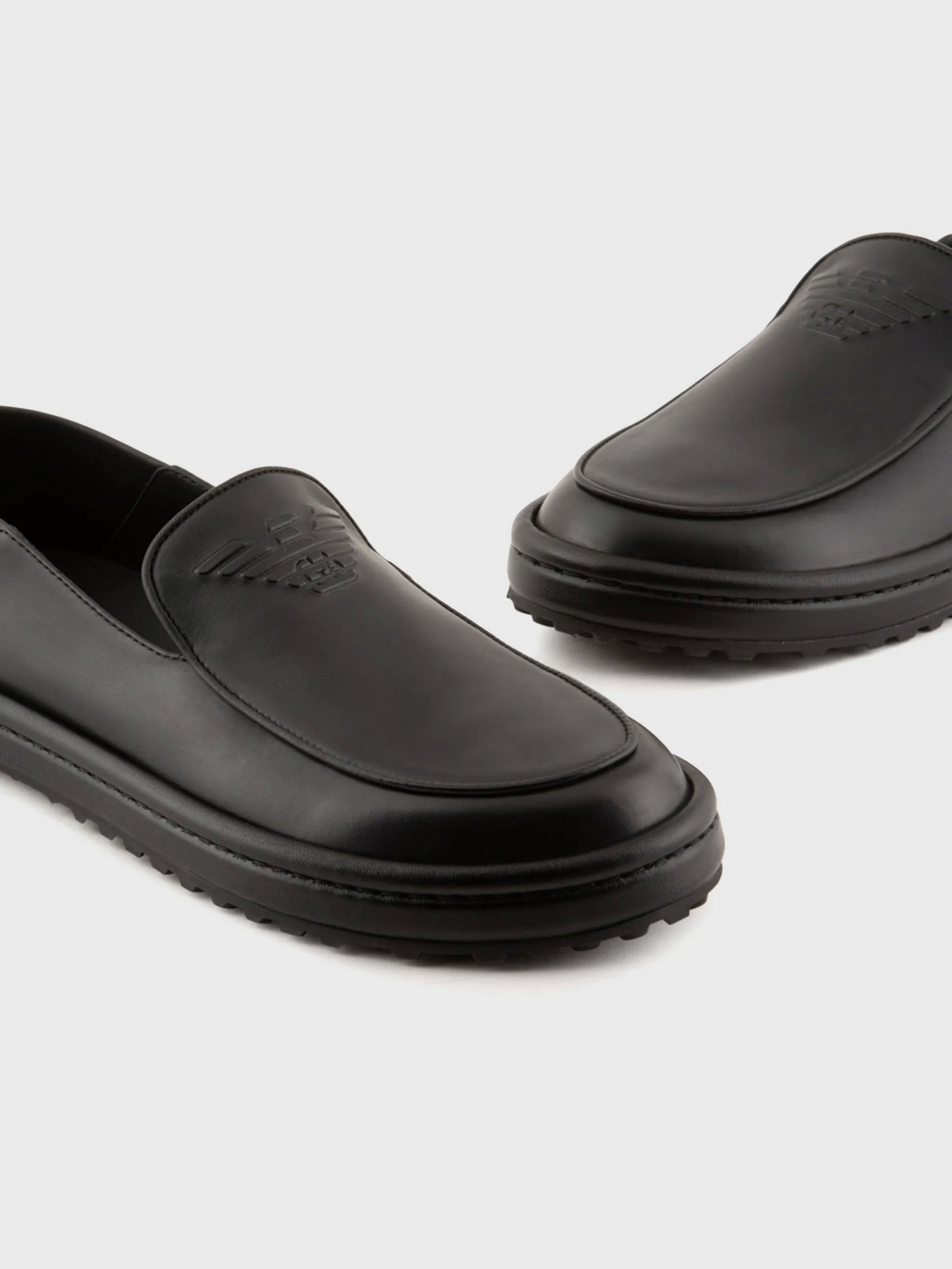 Сліпони та мокасини Emporio Armani модель X4J109-XF668-00002 Сліпони та мокасини Emporio Armani модель X4J109-XF668-00002 Фото