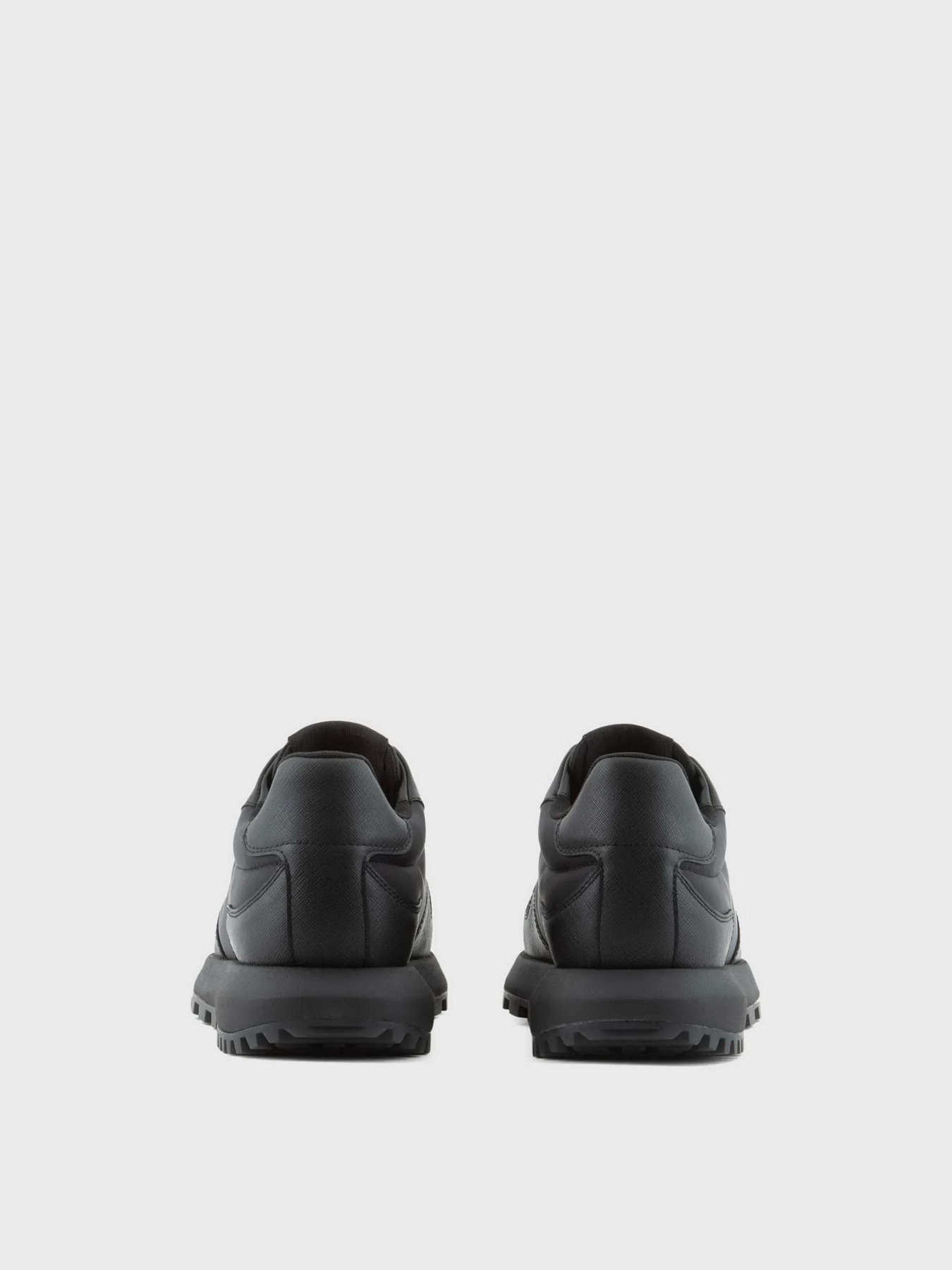Кроссовки Emporio Armani модель X4X630-XN877-K001 Фото