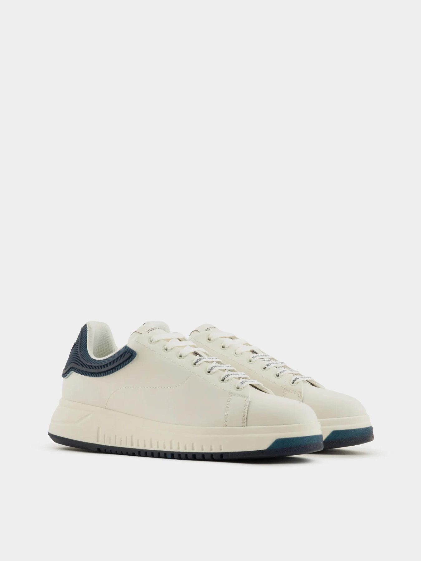 Кроссовки Emporio Armani модель X4X264-XR128-T864 Фото