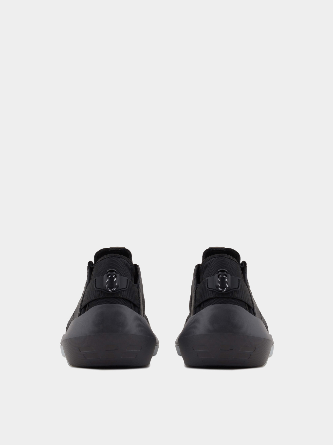 Кросівки Emporio Armani модель EM001675-AF14764-ZC004 Кросівки Emporio Armani модель EM001675-AF14764-ZC004 Фото