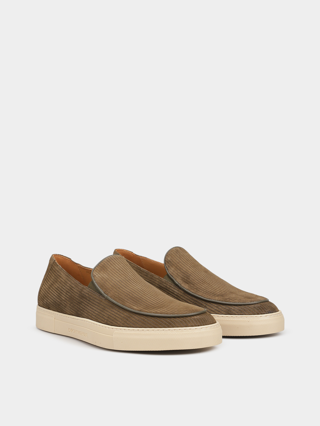 Сліпони та мокасини Emporio Armani модель X4Y008-XF848-00122 Сліпони та мокасини Emporio Armani модель X4Y008-XF848-00122 Фото