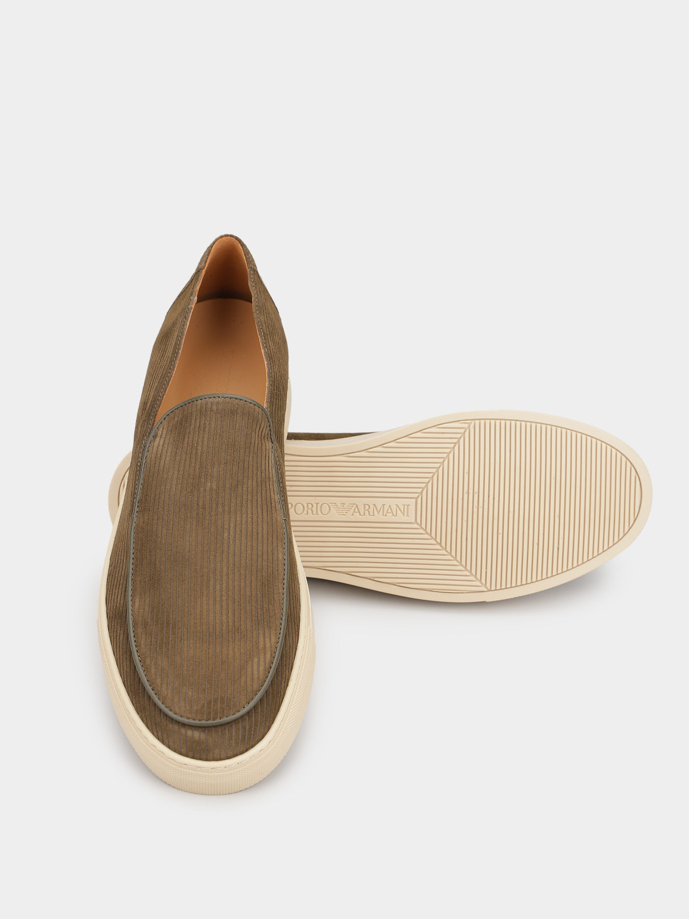 Сліпони та мокасини Emporio Armani модель X4Y008-XF848-00122 Сліпони та мокасини Emporio Armani модель X4Y008-XF848-00122 Фото