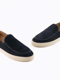 Сліпони та мокасини Emporio Armani модель X4Y008-XF848-00285 Фото
