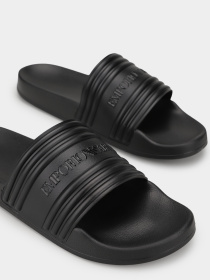 Шльопанці Emporio Armani модель EM002246-AF16403-UC001 Фото
