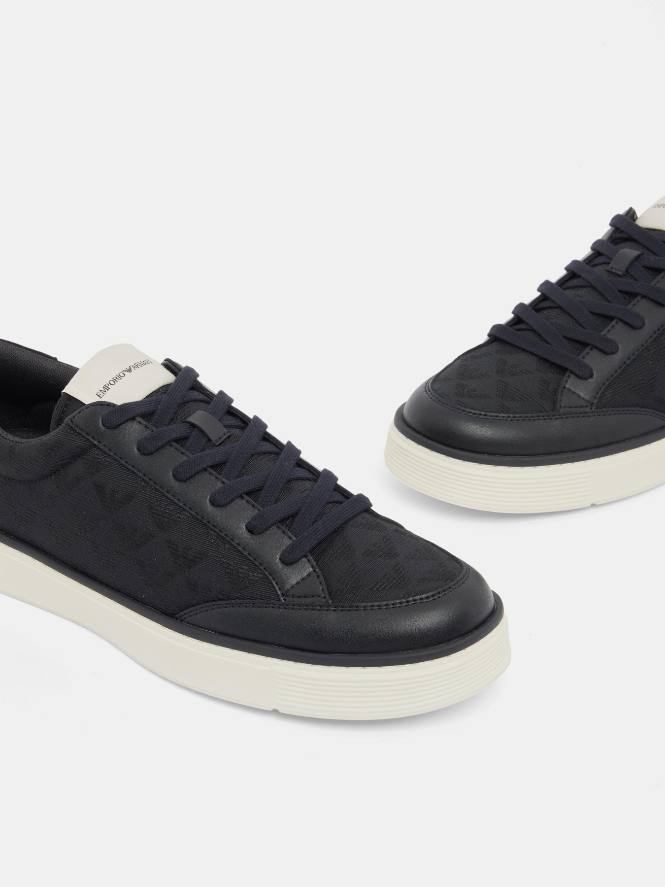 Кеди Emporio Armani модель EM004782-AF23199-MB483 Фото