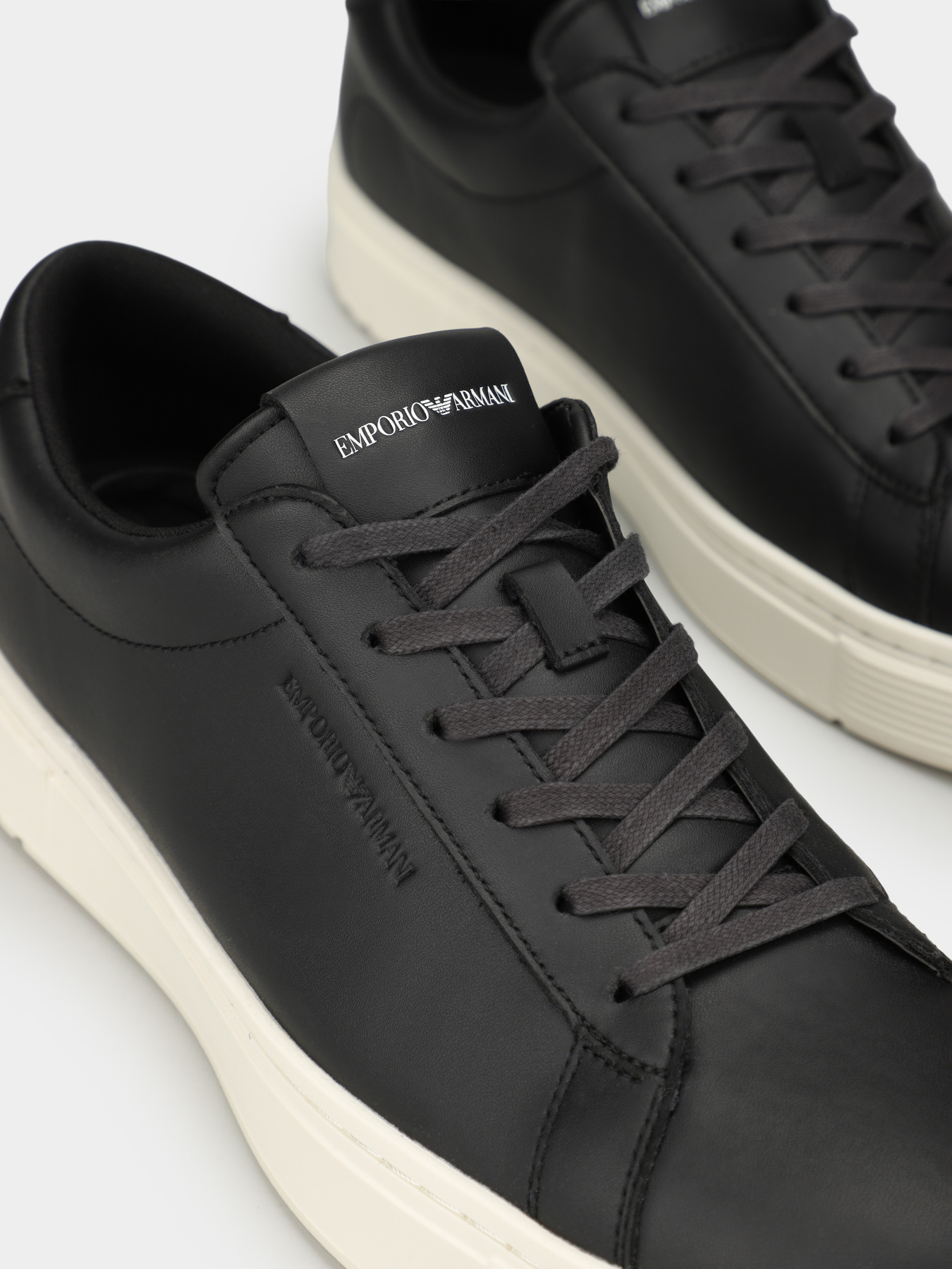 Кеды Emporio Armani модель EM004783-AF20004-UC001 Фото