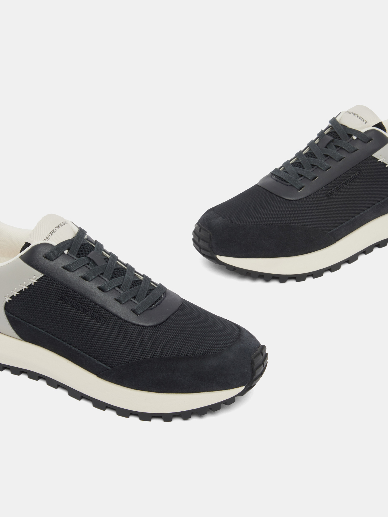 Кроссовки Emporio Armani модель EM004839-AF24321-MB617 Фото