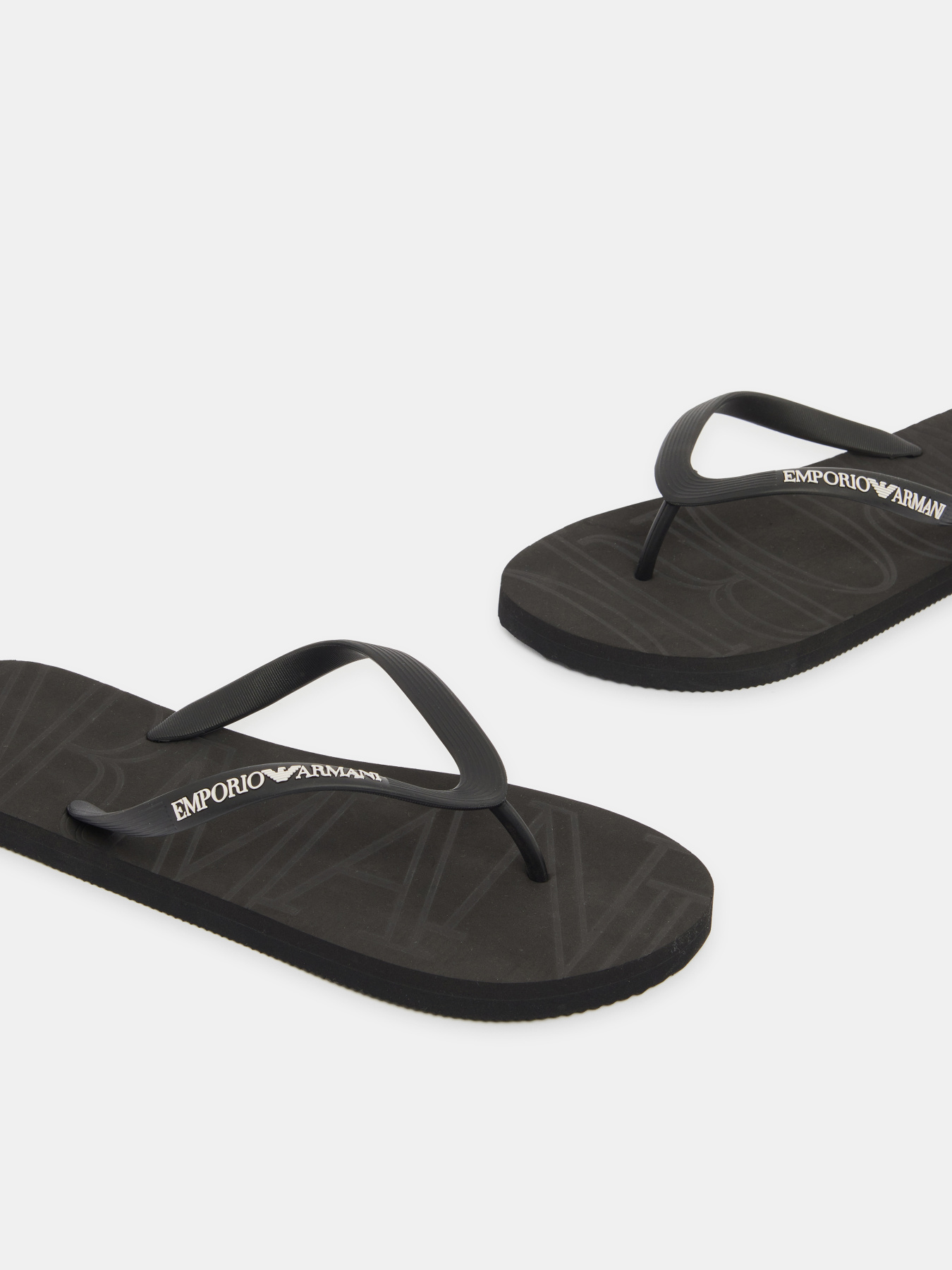Шльопанці Emporio Armani модель EX000041-AF22188-MC001 Шльопанці Emporio Armani модель EX000041-AF22188-MC001 Фото