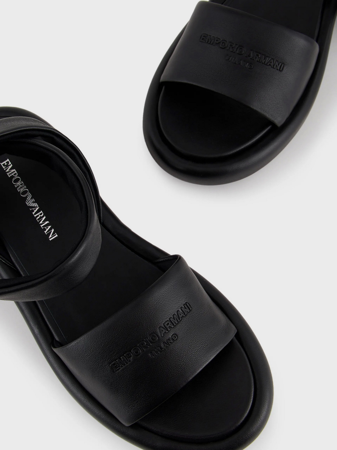 Сандалии Emporio Armani модель X3P807-XF271-00002 Сандалии Emporio Armani модель X3P807-XF271-00002 Фото