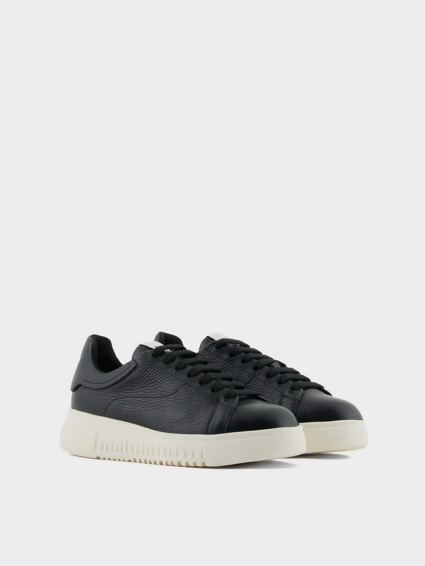 Кроссовки Emporio Armani модель X3X024-XF768-00002 Фото