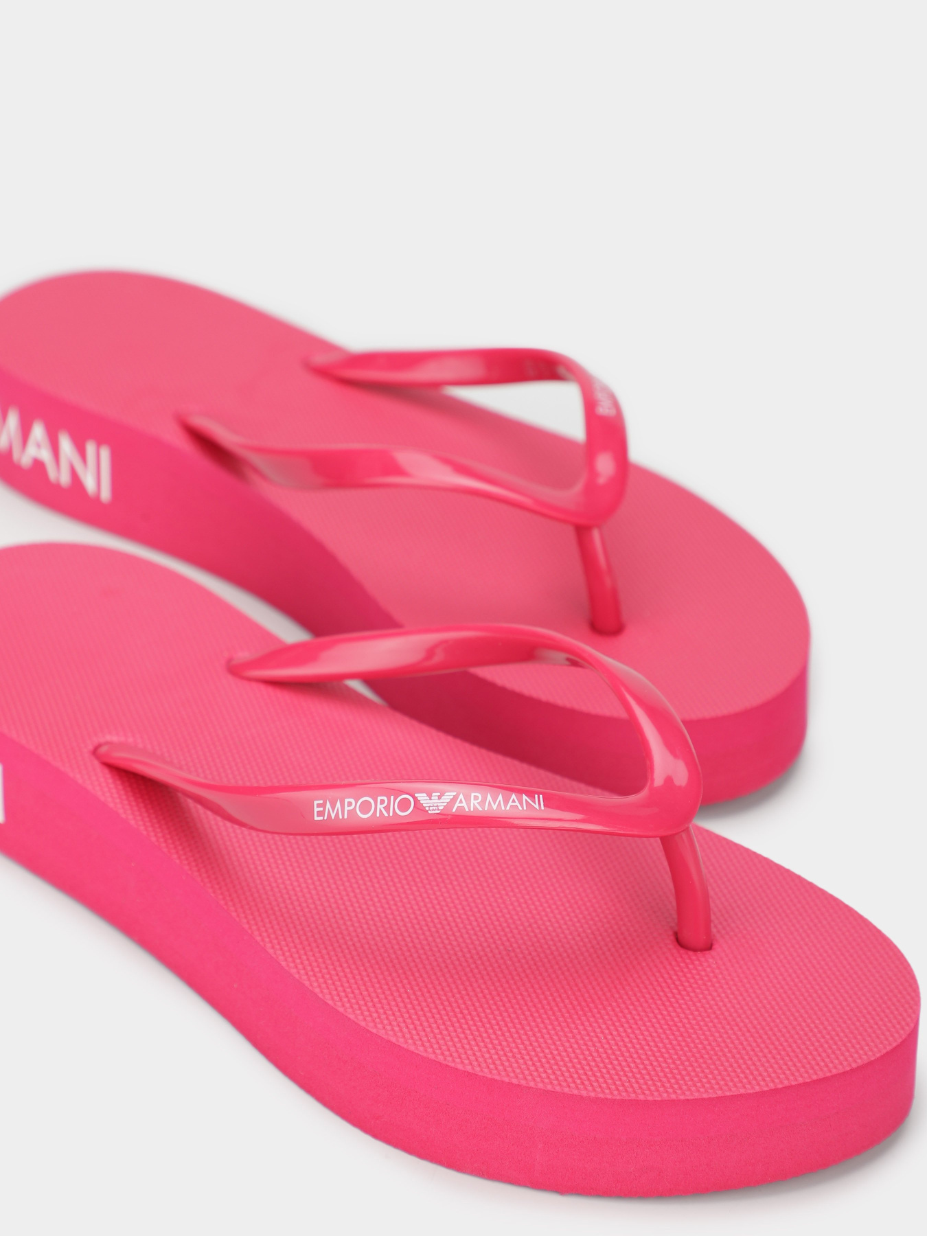 Шльопанці Emporio Armani модель XVQS07-XN118-00238 Фото