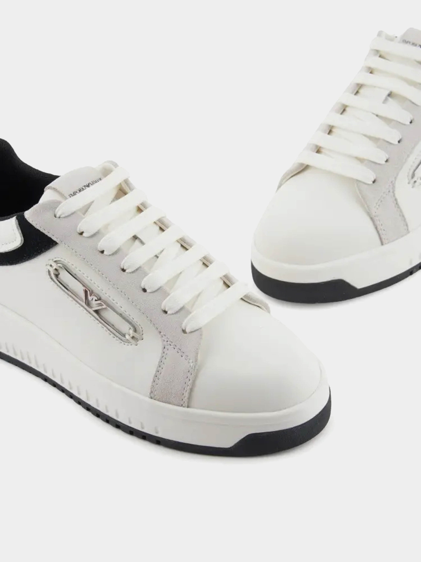 Кроссовки Emporio Armani модель X3X024-XR222-C679 Фото