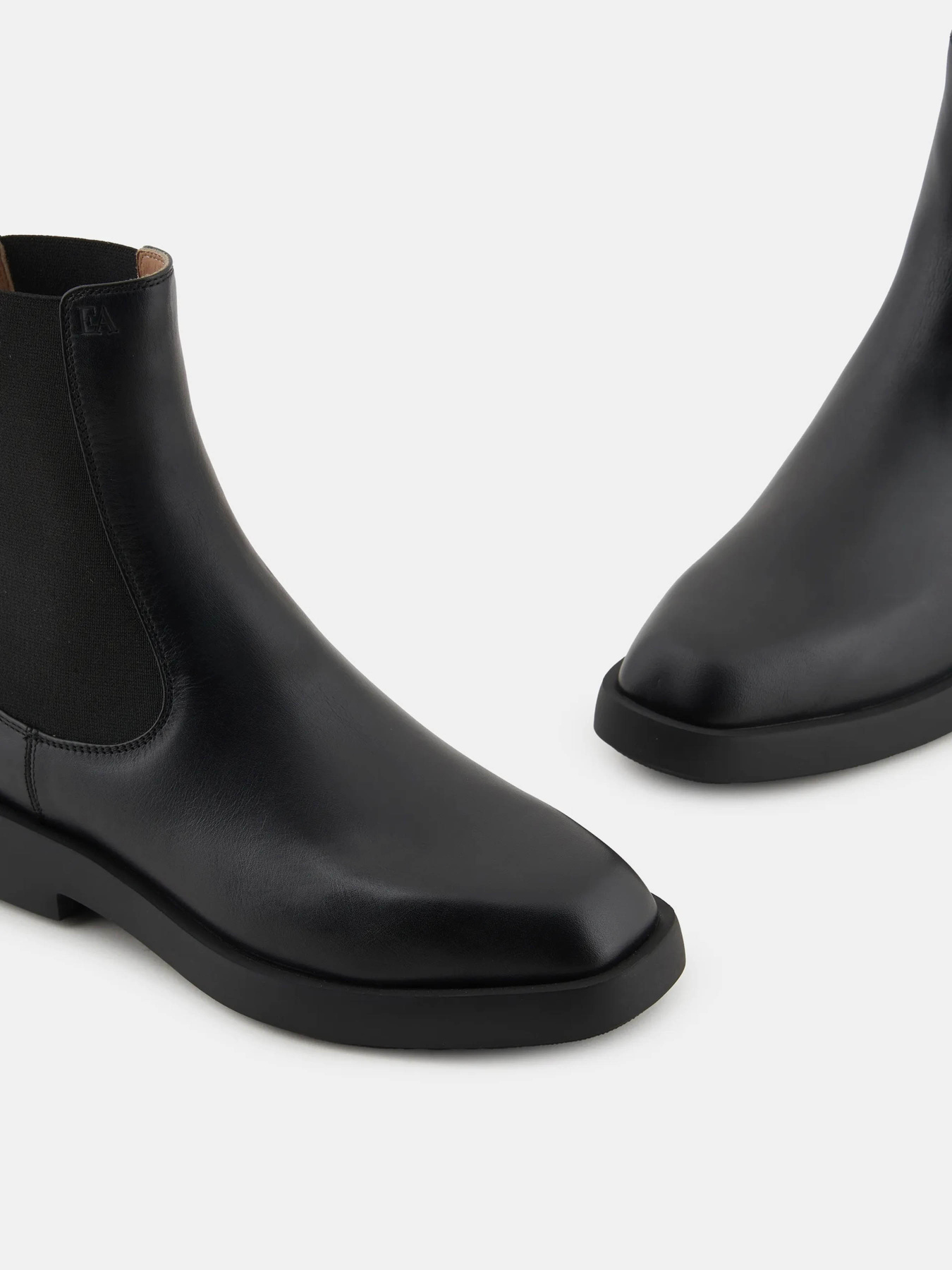 Ботинки и сапоги Emporio Armani модель EW000425-AF11991-UC001 Фото
