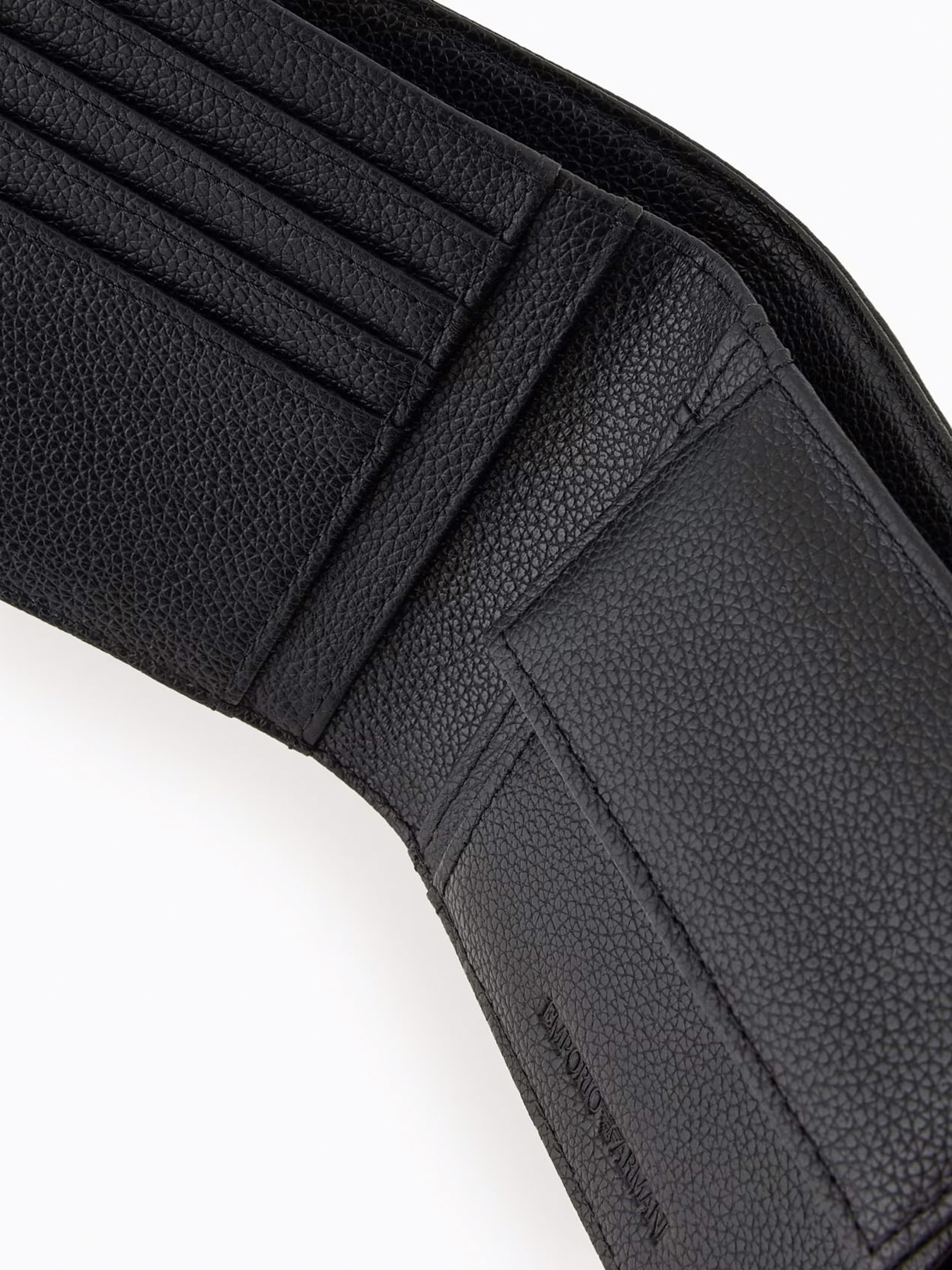 Кошельки Emporio Armani модель EM001580-AF13788-UC001 Кошельки Emporio Armani модель EM001580-AF13788-UC001 Фото