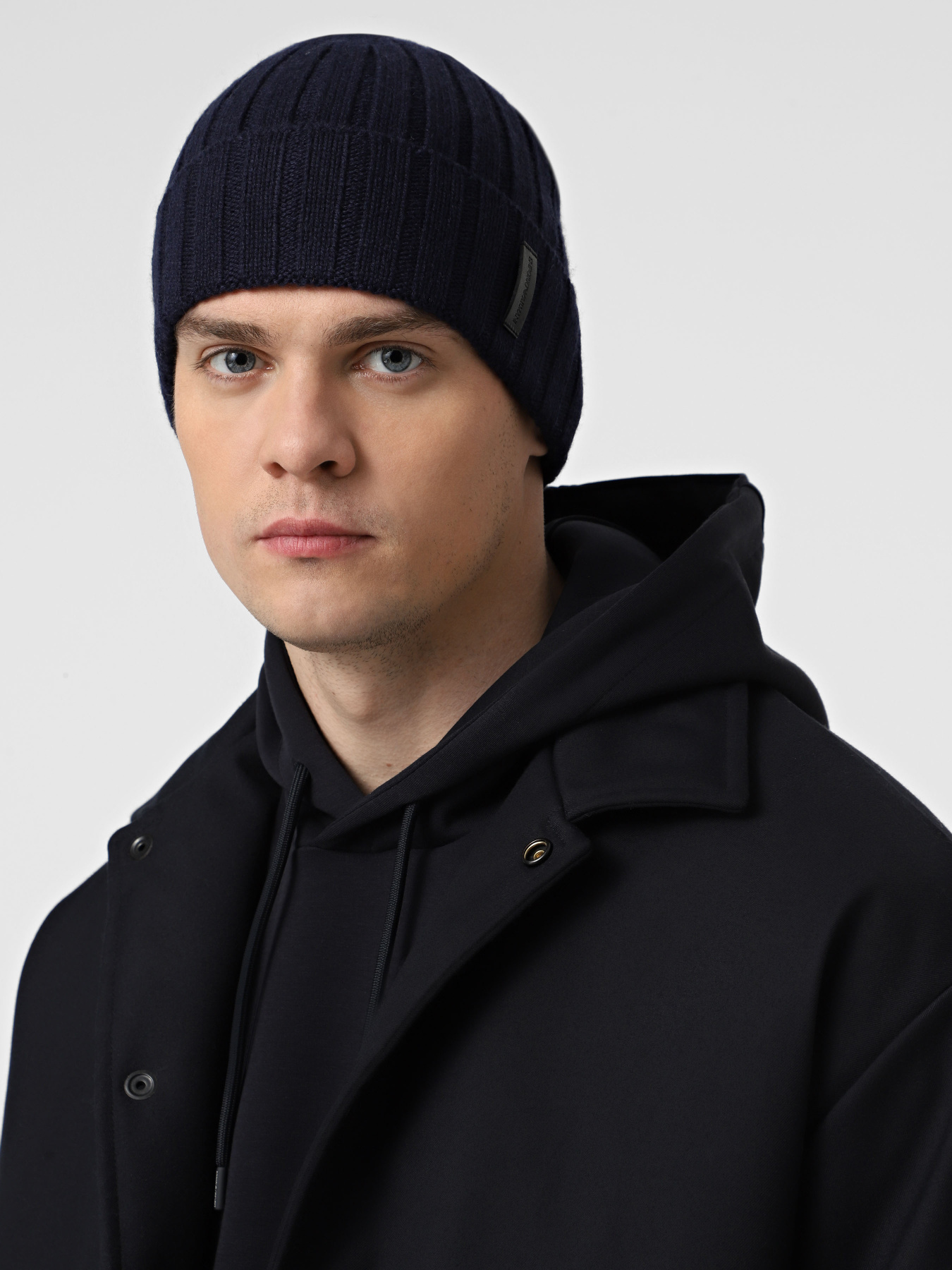 Шапки и кепки Emporio Armani модель EM003748-AF19897-UB109 Шапки и кепки Emporio Armani модель EM003748-AF19897-UB109 Фото