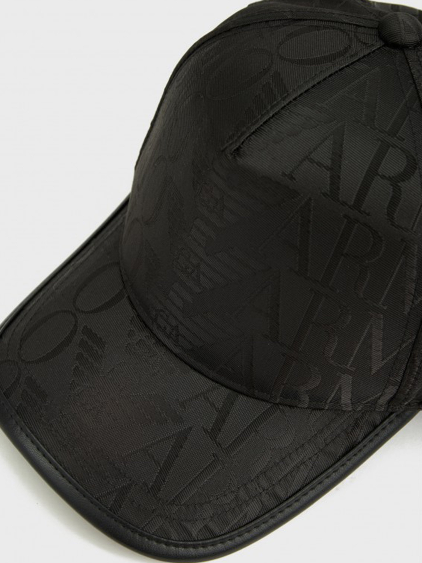 Шапки и кепки Emporio Armani модель 627650-2F551-00020 Шапки и кепки Emporio Armani модель 627650-2F551-00020 Фото