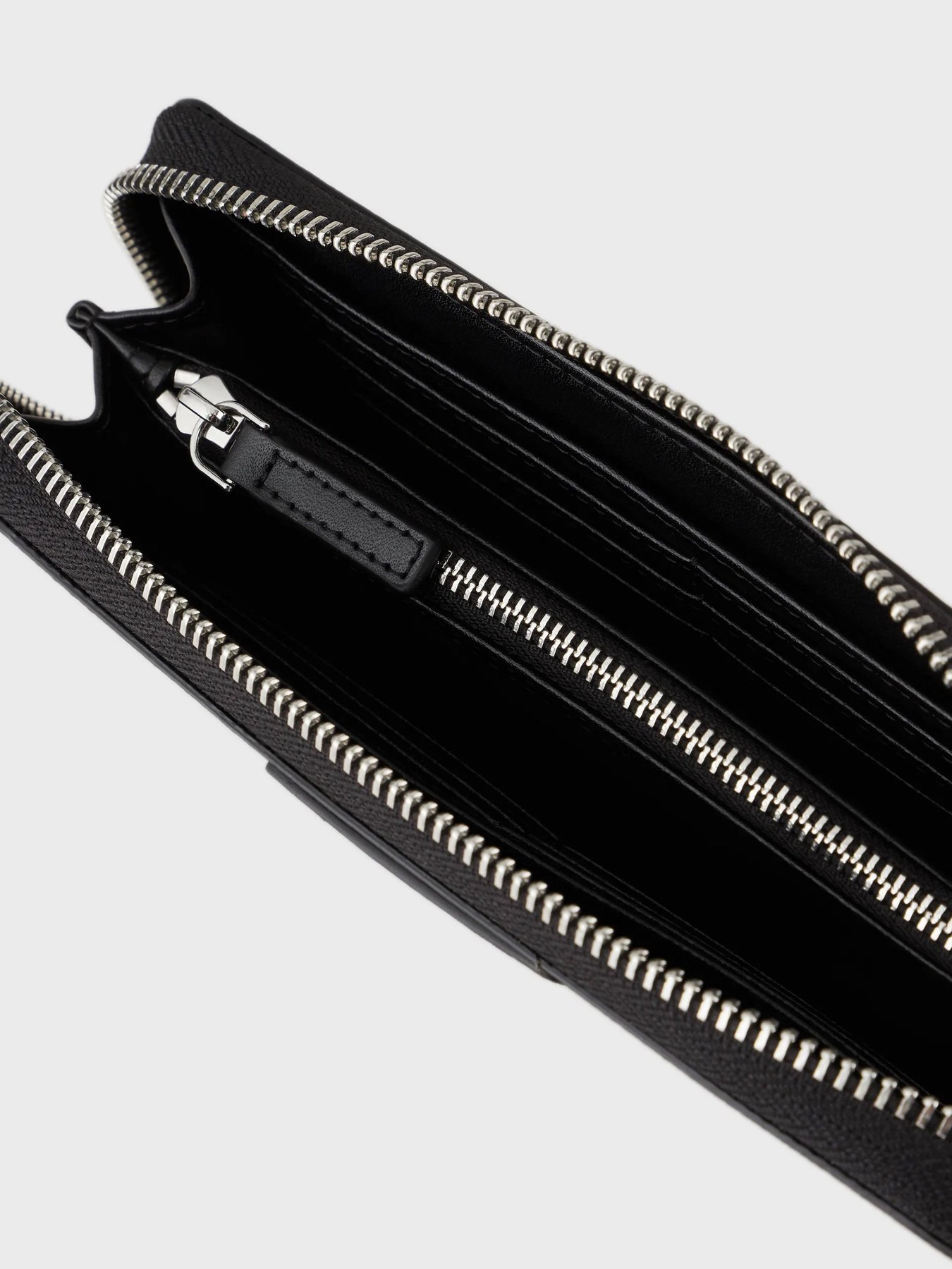 Кошельки Emporio Armani модель Y3H168-Y413E-80001 Фото