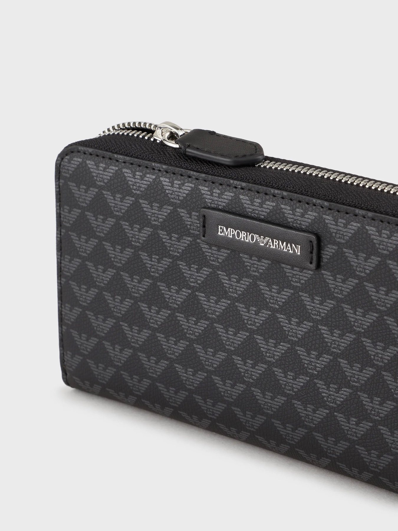 Кошельки Emporio Armani модель Y3H168-Y413E-80001 Фото