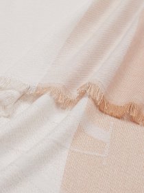 Шарфы и платки Emporio Armani модель 635232-2F462-00014 Фото