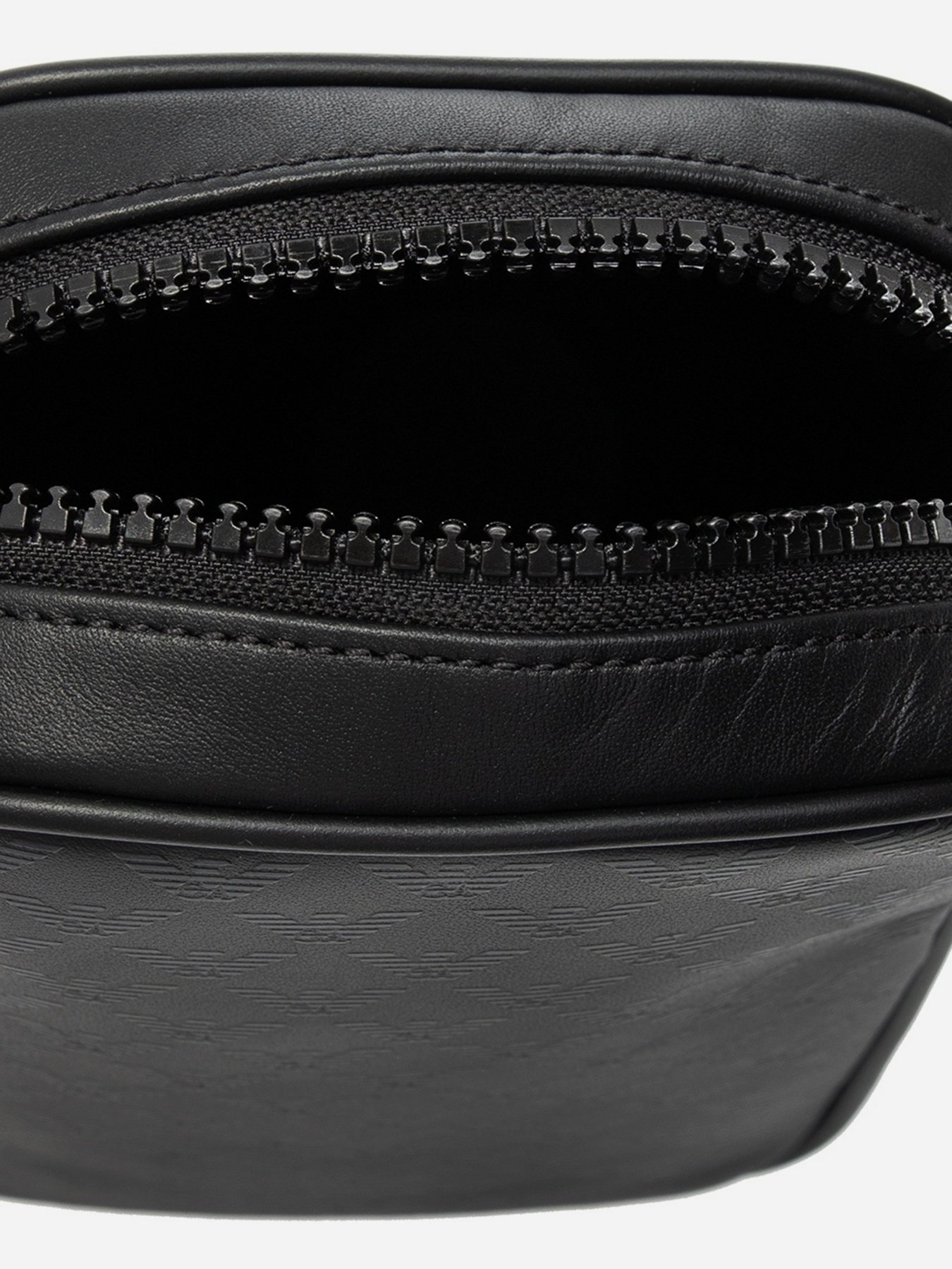 Сумки Emporio Armani модель Y4M230-YTO2J-84284 Фото