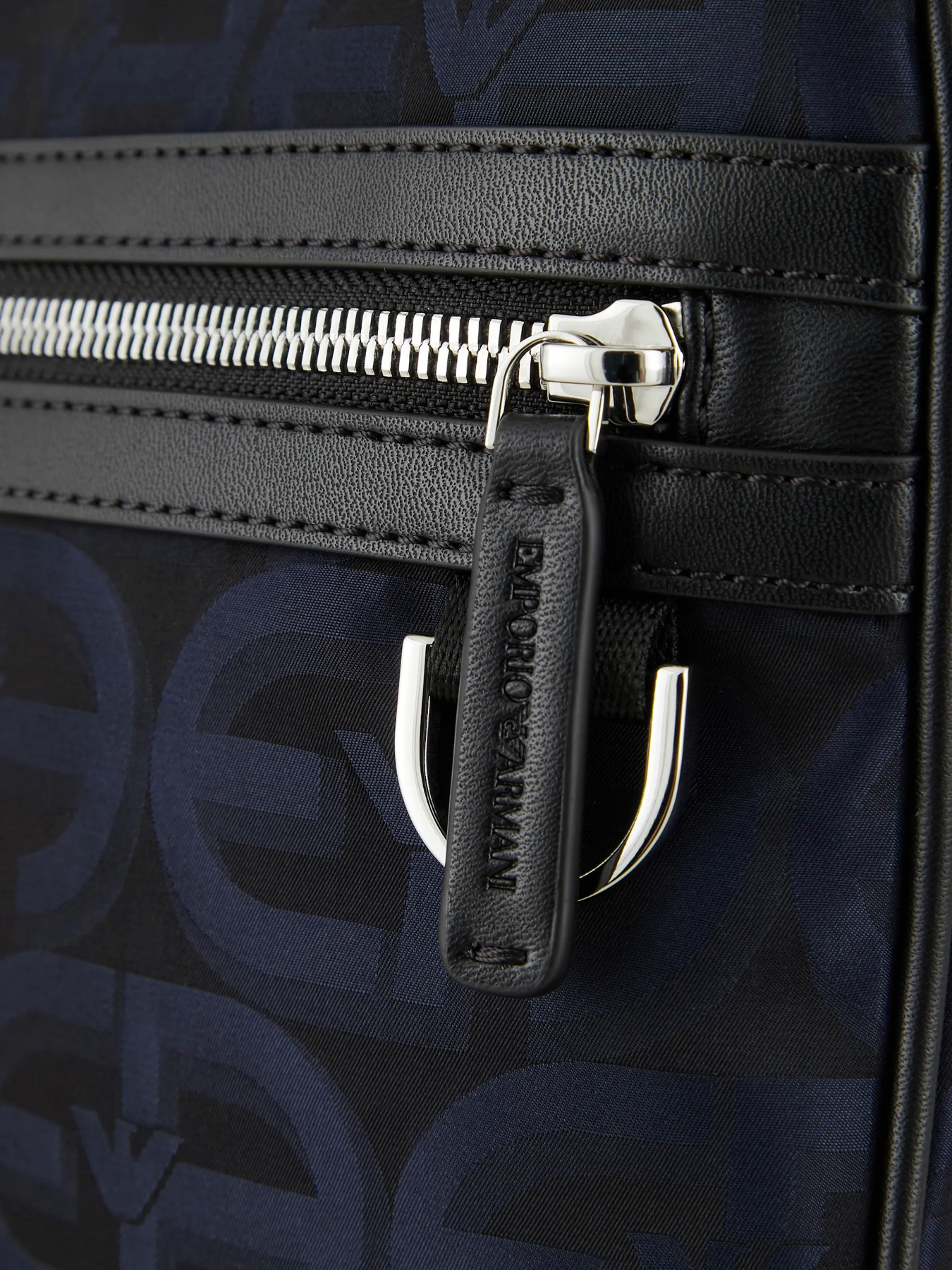 Сумки Emporio Armani модель Y4M185-Y140E-88017 Фото