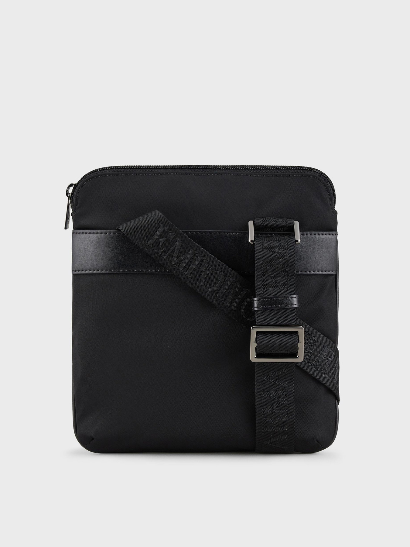 Сумки Emporio Armani модель Y4M185-Y139J-80001 Сумки Emporio Armani модель Y4M185-Y139J-80001 Фото