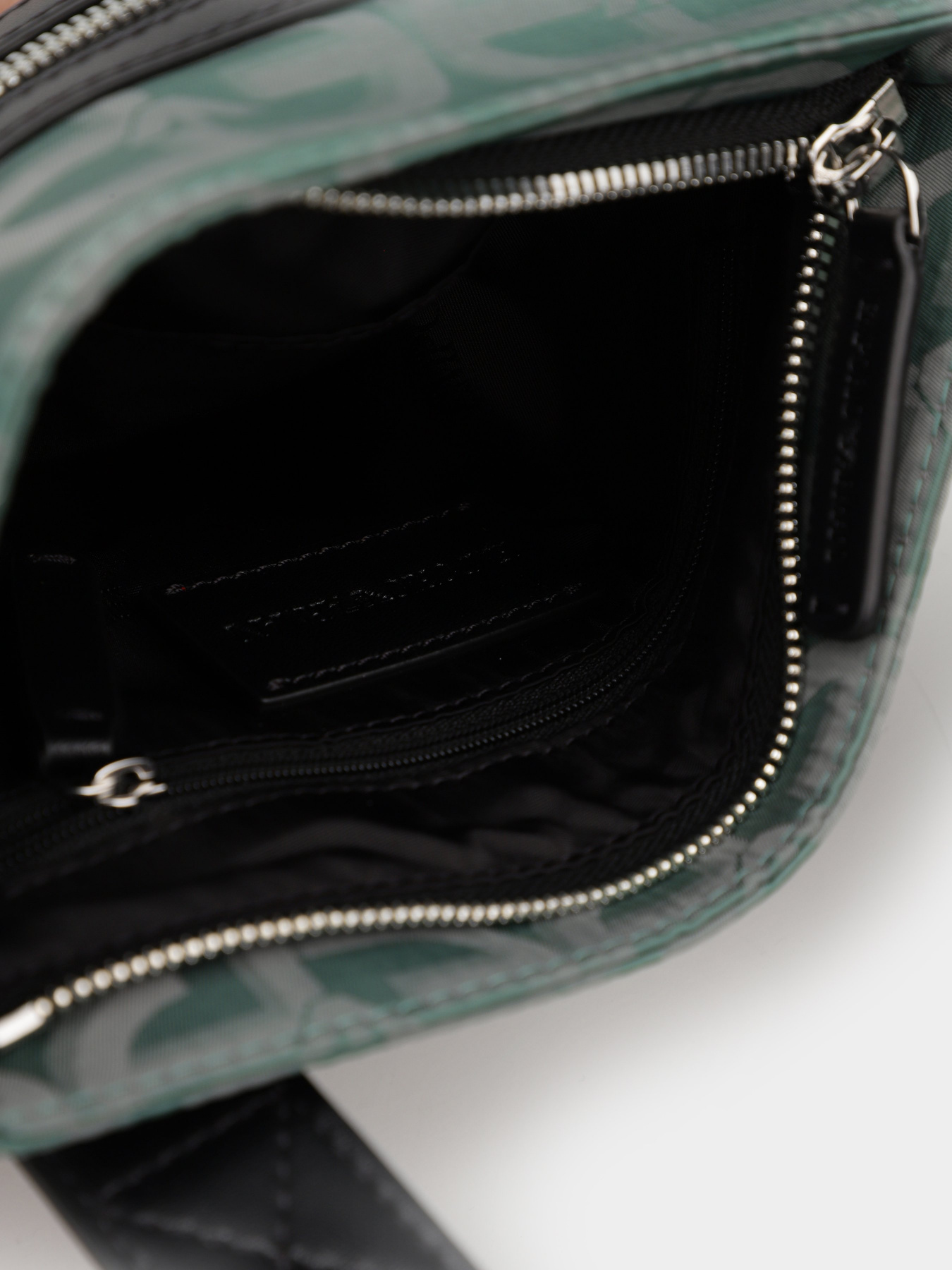 Сумки Emporio Armani модель Y4M185-Y140E-88014 Фото